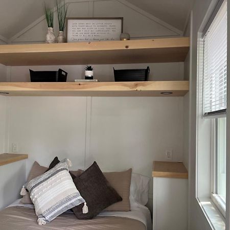 The Tiny Getaway Home Elizabethtown Buitenkant foto