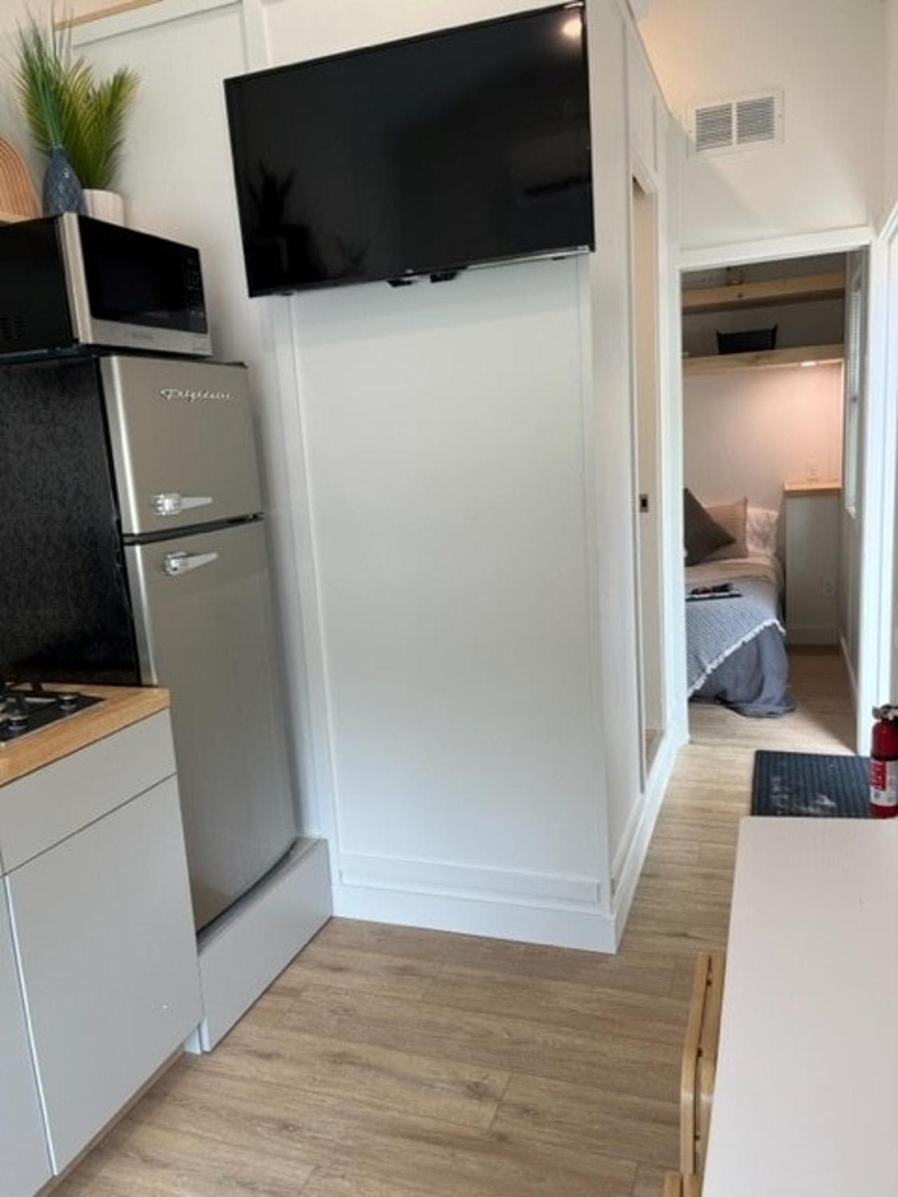 The Tiny Getaway Home Elizabethtown Buitenkant foto