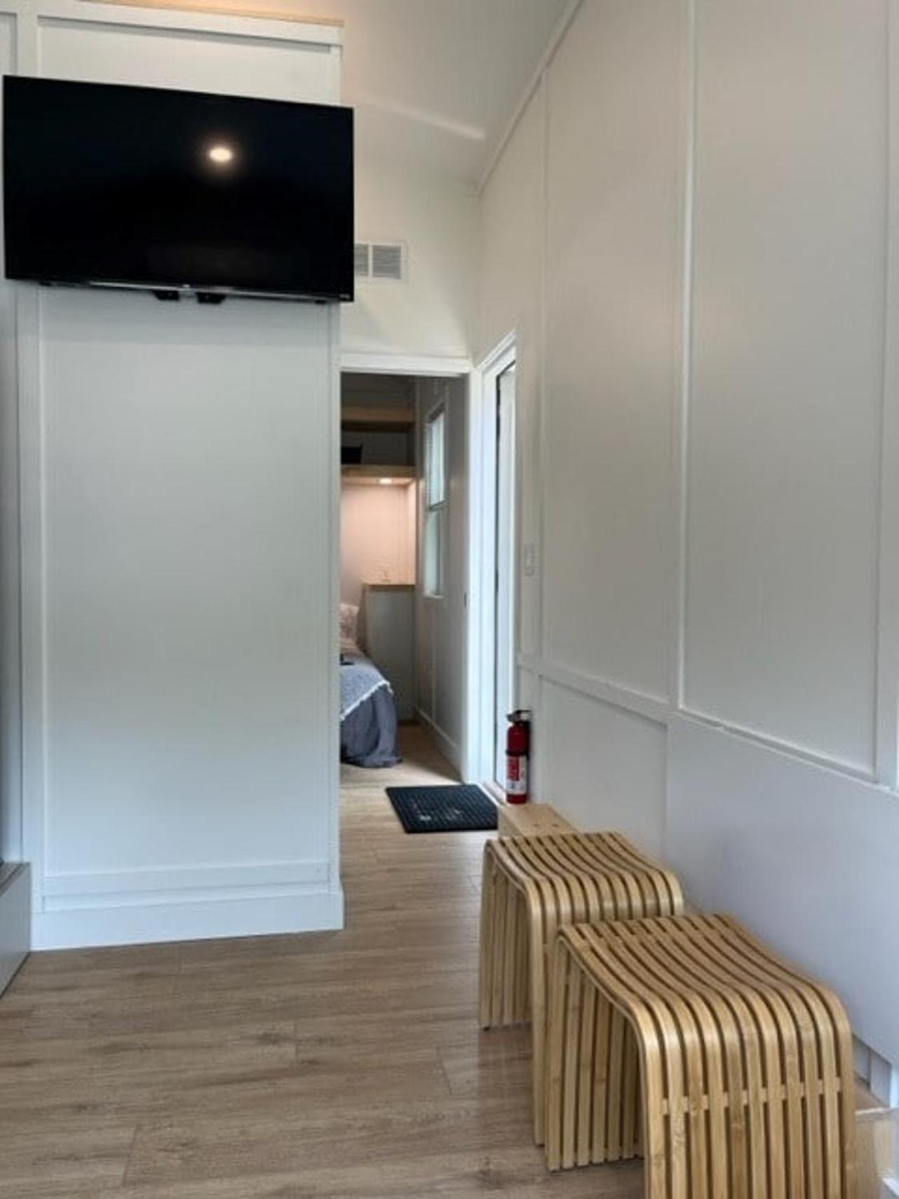 The Tiny Getaway Home Elizabethtown Buitenkant foto
